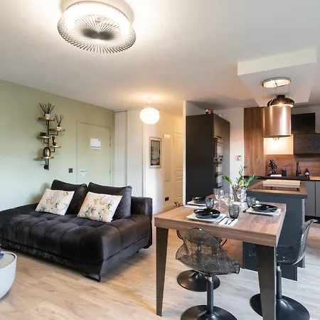Appartement Le Globe-trotter - Proche Du Metro Gare De Vaise Lyon